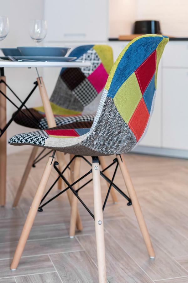Rondo Wiatraczna By Renters Appartamento
